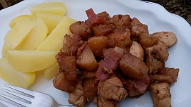 Kuřecí s hruškou na zázvoru