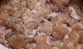 Gnocchi zapečené s kuřecím masem, smetanou a nivou