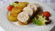 Kuřecí rolky plněné kuřecí fáší