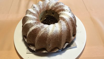 Mramorová bábovka se špaldovou moukou