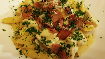 Penne s dvěma druhy sýrů