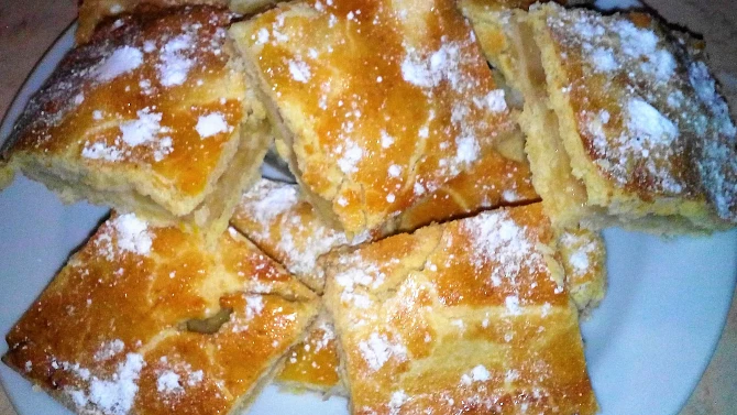 Rebarborový (jablečný) koláč