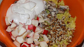 Rýžový kari salát s rybičkami