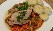 Vepřové na rozmarýnu s noky a restovaná zelenina