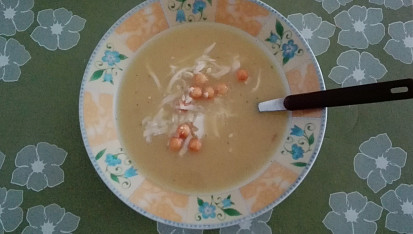Výdatná  krémová cibulačka
