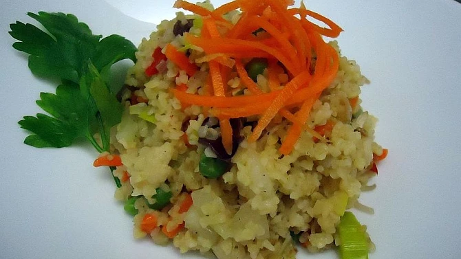 Bulgur s hlívou a zeleninou