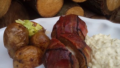 Mleté koule ve slanině s Romadurem