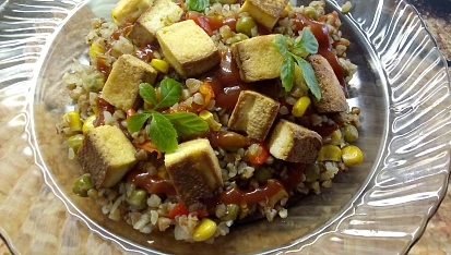 Opékané tofu s pohankou