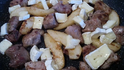 Vepřové s hruškou a Hermelínem