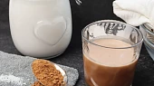 Domácí kokosové mléko + kokosová mouka