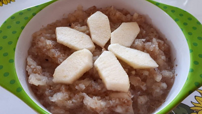 Jablečný bulgur - pro nejmenší