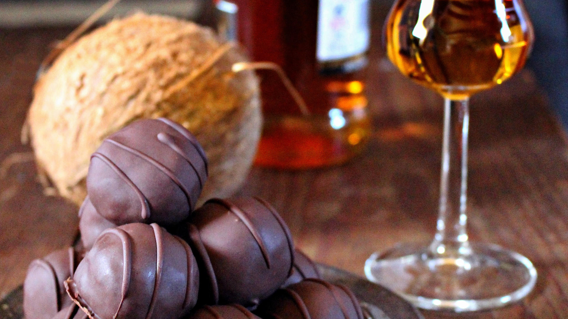 Kokosové kuličky s rumem v čokoládě
