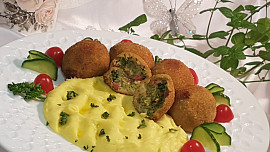 Smažené brokolicovo-slaninové koule