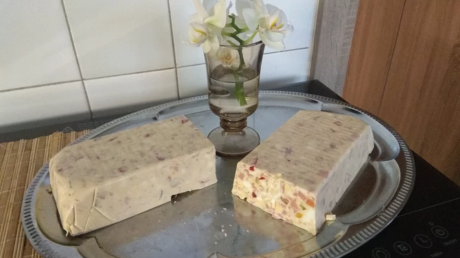 Vaječná tlačenka se zeleninou, Vaječná tlačenka ze zeleninou.