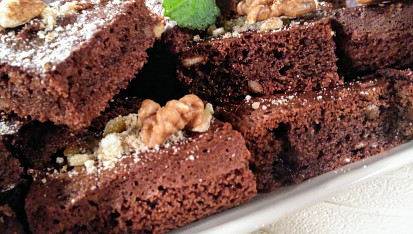 Brownies s kandovaným pomerančem