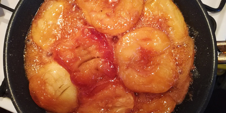 Jablečný Tarte Tatin – obrácený koláč