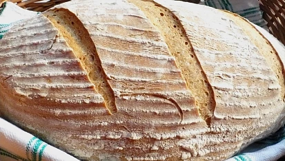 Obyčejný pšenično-žitný chléb s kynutím v chladničce