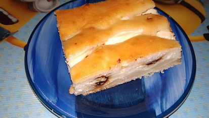 Úžasně rychlá tvarohová buchta s povidlím, chuť jako koláče, hned hotová, vynikající recept