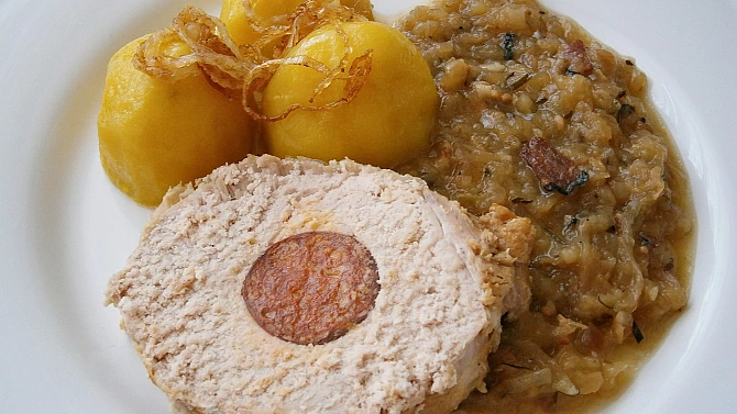 Vepřová pečeně s pikantním terčem na zelí v PH