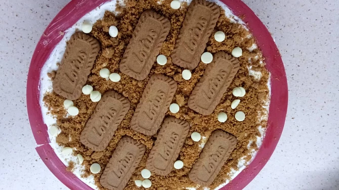 Lotus cheesecake
