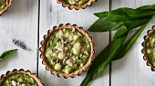 Quiche s medvědím česnekem