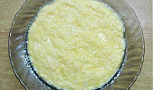 Topinky s vajíčkem a strouhaným sýrem, Do vajec přimícháme sýr. Vznikne nám hustá směs. 