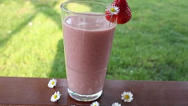 Jahodové tsampa smoothie