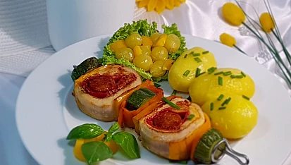 Kuřecí barevný špíz s čabajskou klobásou