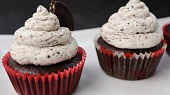 OREO cupcakes