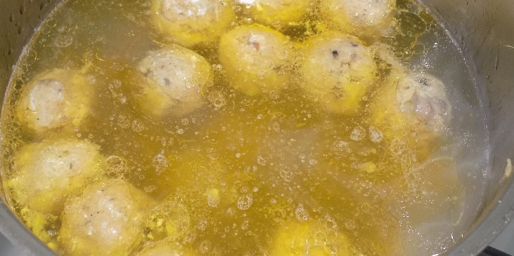 Vaječno-žampionové knedlíčky do polévky