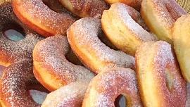 Vláčné donutky à la koblihy