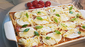 Hovězí lasagne s mozzarellou, Před upečením