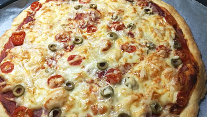 Pizza z pomazánkového másla