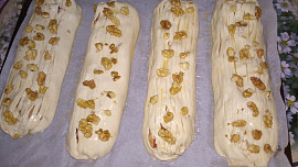 Štrúdl ze zmrazeného listového těsta