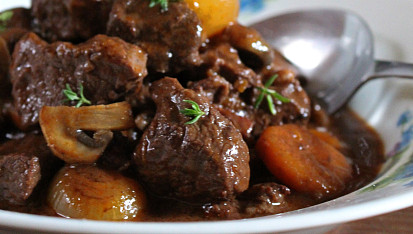 Hovězí po burgundsku  - Boeuf Bourguignonne podle Julii Child