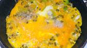 Omeleta s klíčky mungo