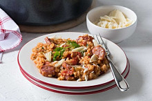 Rizoto z trouby je přímo geniální recept! Dokonale krémové, plné chuti a téměř bez práce... Při přípravě (nejen) této večeře vám bude neocenitelným pomocníkem sada nádobí
