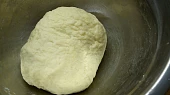 Vepřová kotleta s houskovým knedlíkem