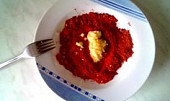Vepřové vařené maso v pikantní pastě (Paprika a lisovaný česnek)