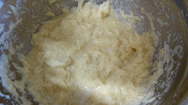 Bramboráčky s kuřecími hranolky