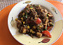 Quinoa s uzeným tofu, zeleninou a kešu