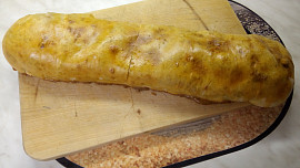 Tažený jablečný závin ze zakysané smetany