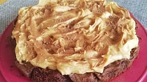 Kakaové brownies s arašídovým krémem