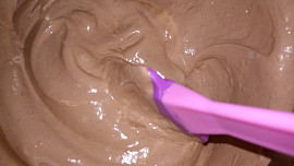 Koláč s rybízovou pěnou