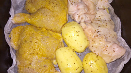 Obalené kuře se schovaným bramborem