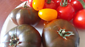 Těstoviny s třemi druhy rajčat