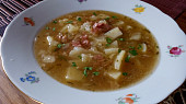 Uzená česnečka s tvarůžky