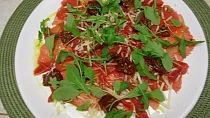 Carpaccio s lanýžovým olejem