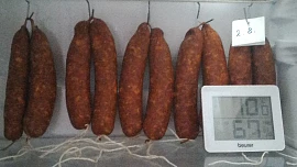 Španělská sušená klobása chorizo
