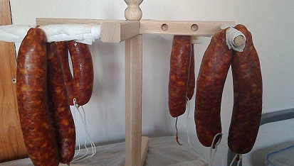 Španělská sušená klobása chorizo